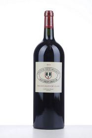 france-bordeaux-wine-pavie-macquin-2011